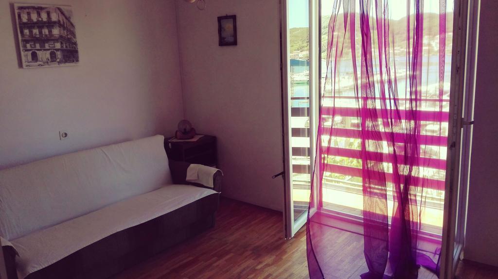 Apartments Bojana Rab Supetarska Draga Exterior photo